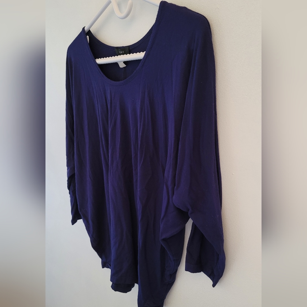 K&C Blue top - Picture 2 of 5